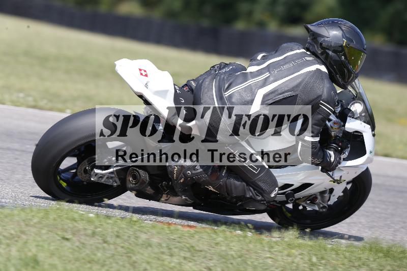 /45 10.08.2025 Plüss Moto Sport ADR/Freies Fahren/backside